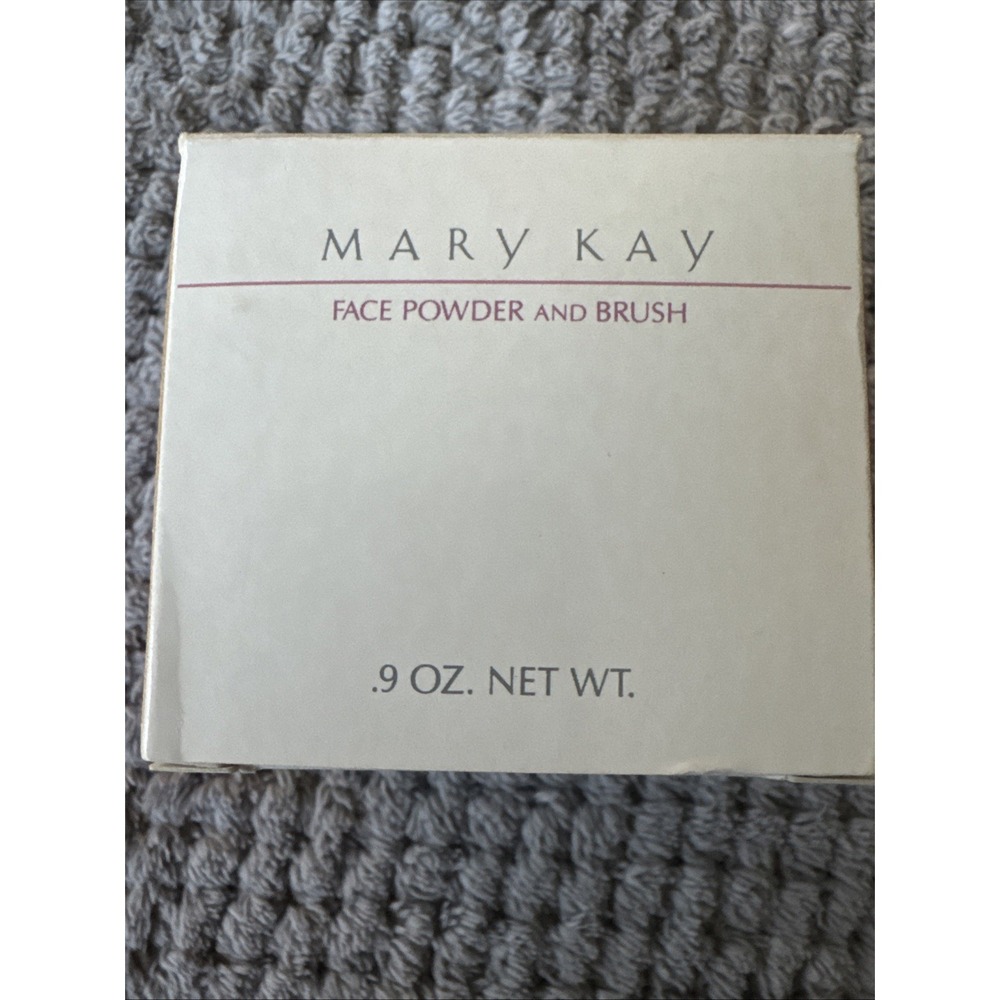 Vintage Mary Kay Face Powder NO BRUSH 9 Oz Translucent Dark 0140 - New in Box